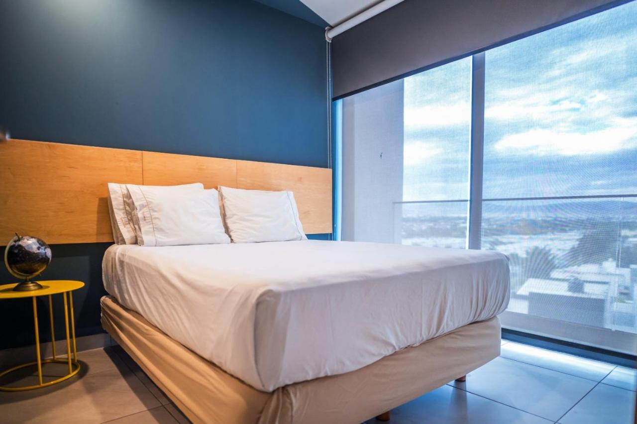 Livup Suites En Zona Iteso Сапопан Экстерьер фото