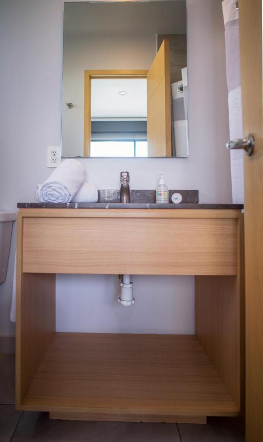 Livup Suites En Zona Iteso Сапопан Экстерьер фото