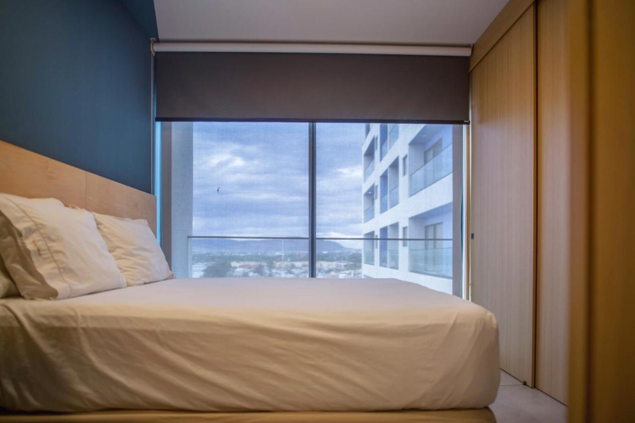 Livup Suites En Zona Iteso Сапопан Экстерьер фото