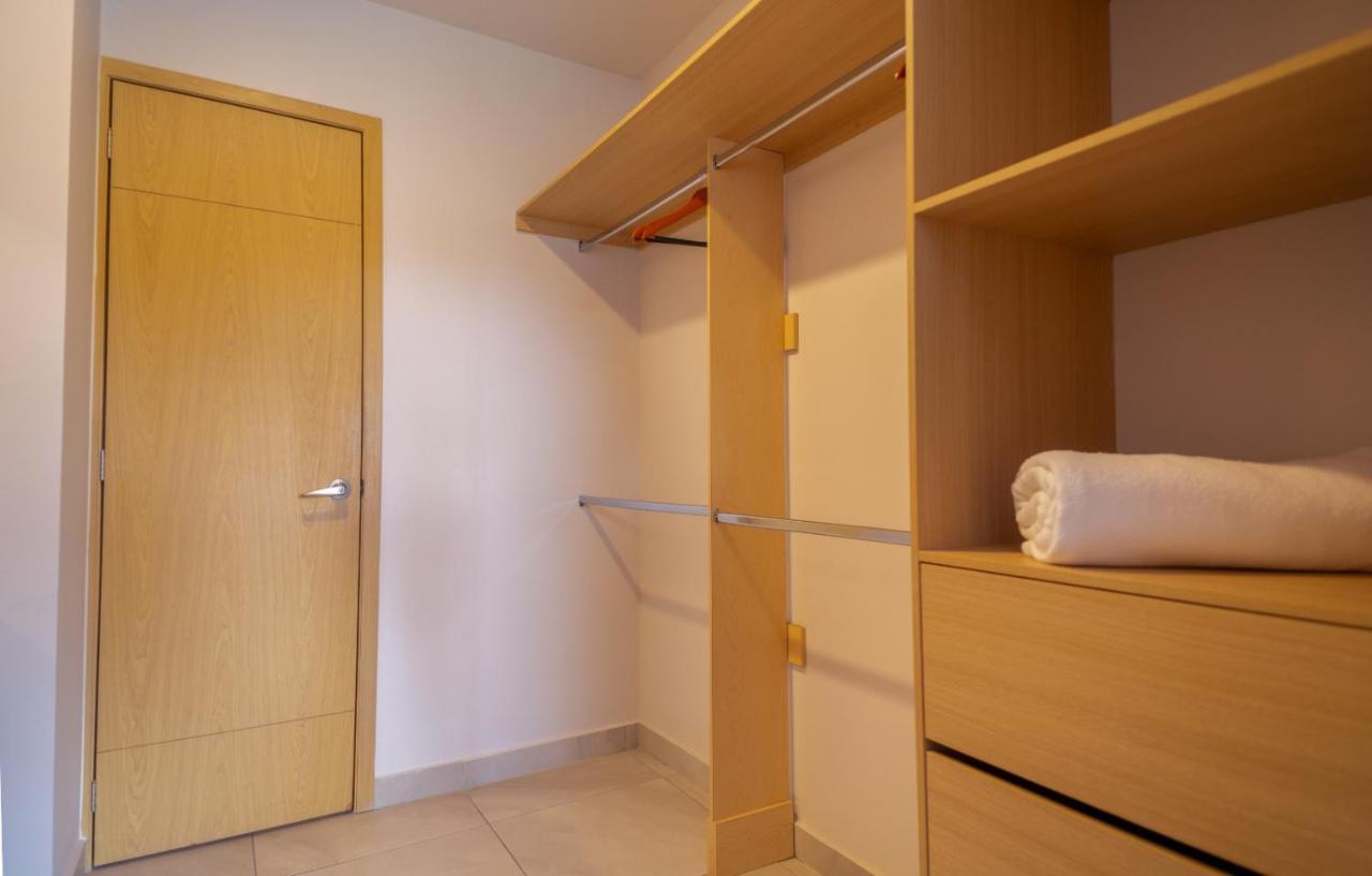 Livup Suites En Zona Iteso Сапопан Экстерьер фото